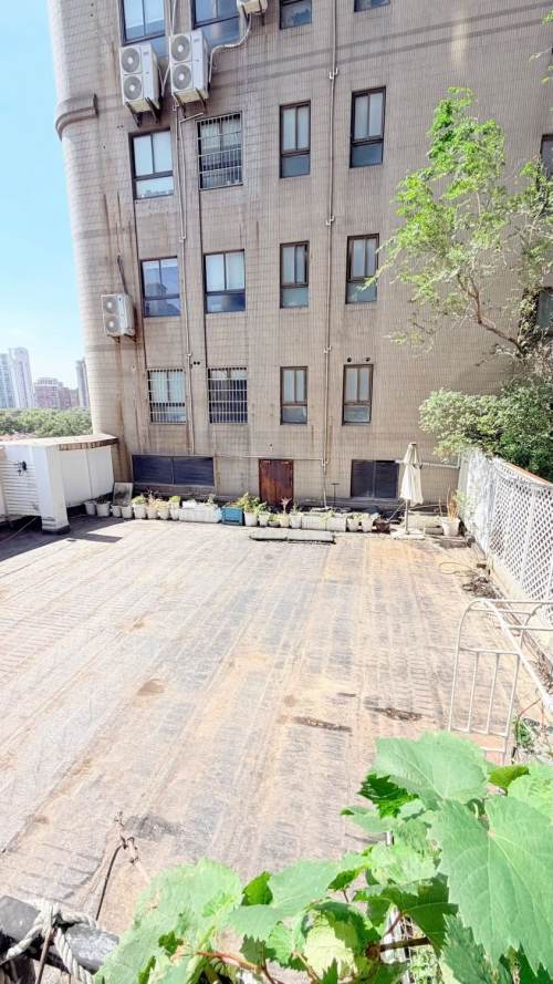 Housing image — Terrace