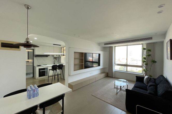 Spacious 1BR Apartment at Yunhe Garden with Floor-to-Ceiling Windows