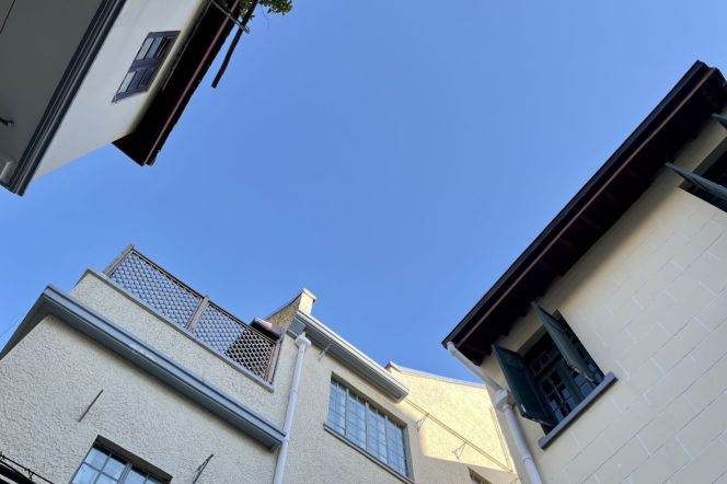 Spacious Historic High-Ceiling 3BR Apartment in Old Xuhui with Terrace (L1/L10/L12)