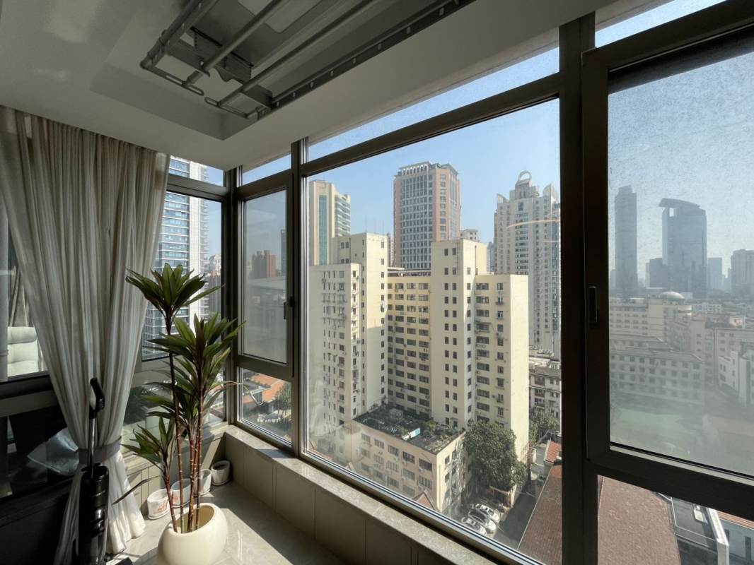 Housing image — Living Room