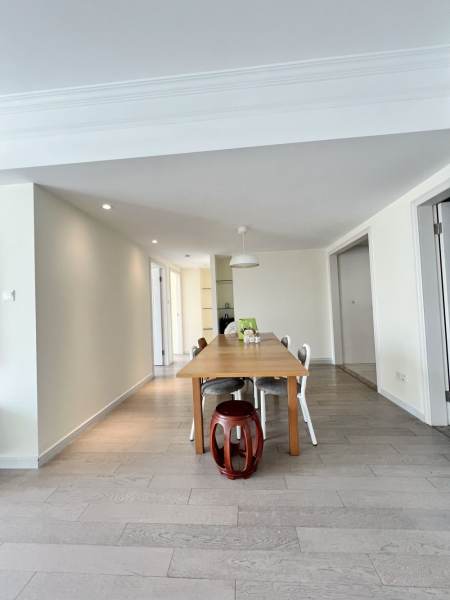Housing image — Dining Area