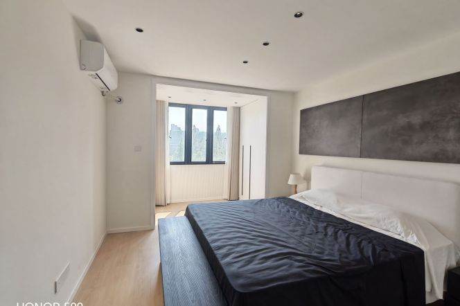 2BR Apartment near Zhongshan Park with Green View (L3/L4)