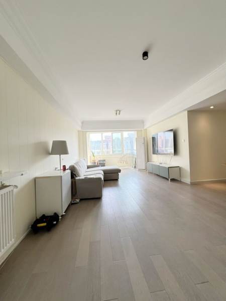 Housing image — Living Room