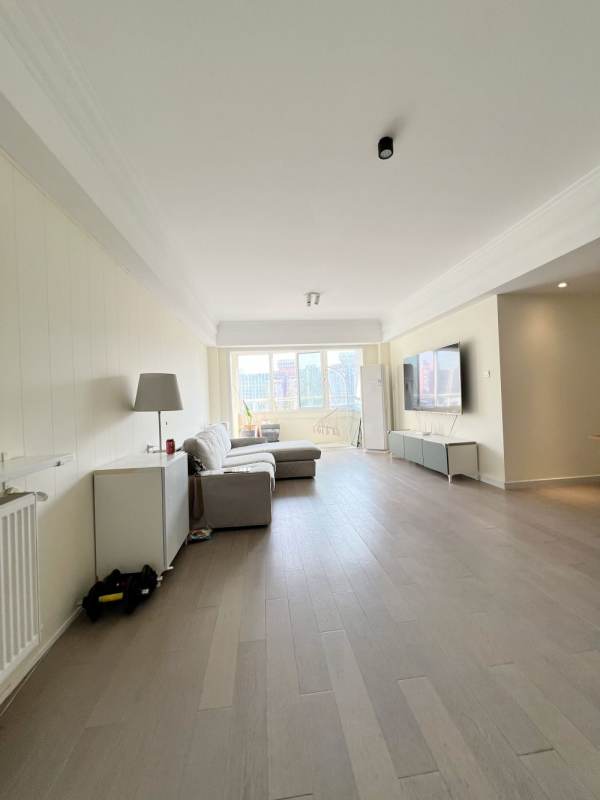 Housing image — Living Room