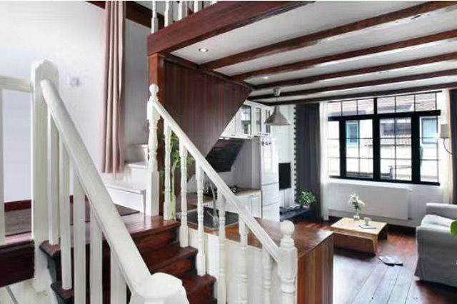 High-Ceiling 2BR Lane House in Old Xuhui (L1/L7)