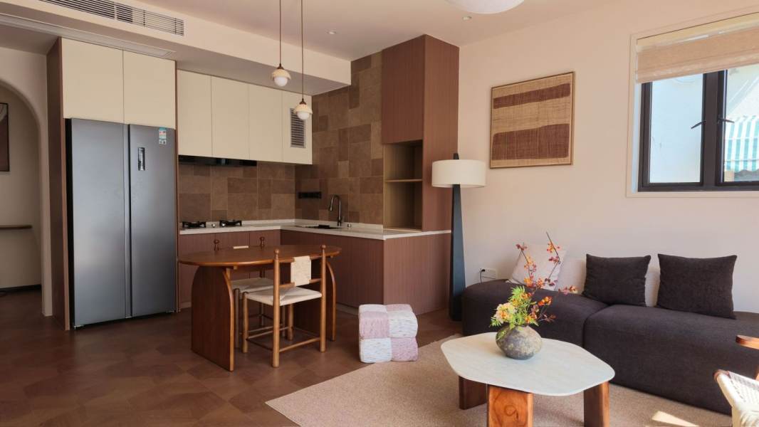 Housing image — Living Room
