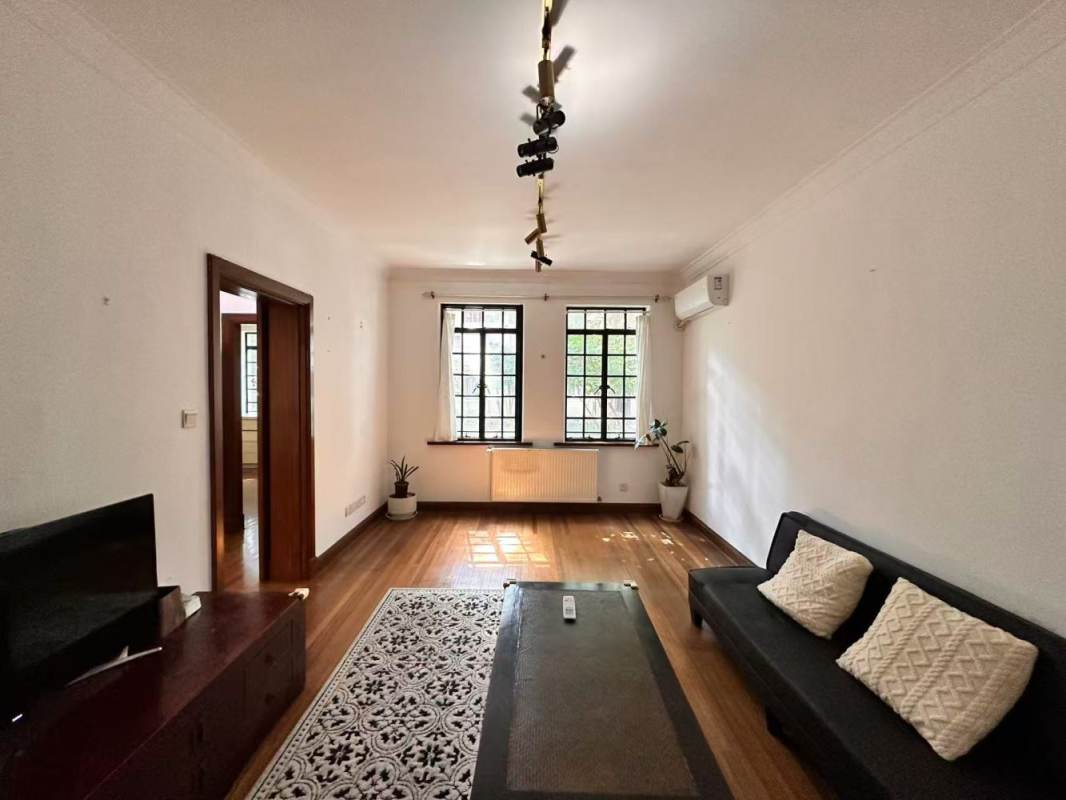 Housing image — Living Room
