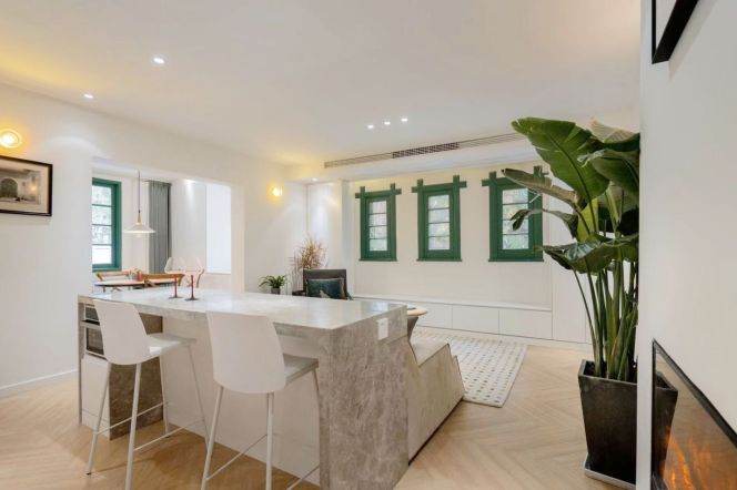 2BR Heritage Apartment in Jing'an (L2/L11)