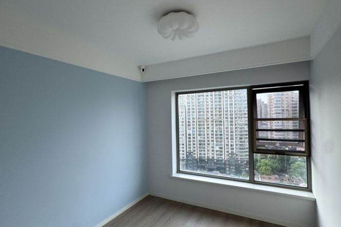 High-Floor 2BR Apartment at 8 Park Avenue (L7)