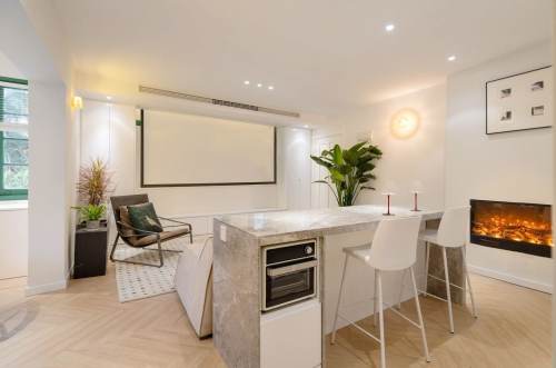 Housing image — Dining Area