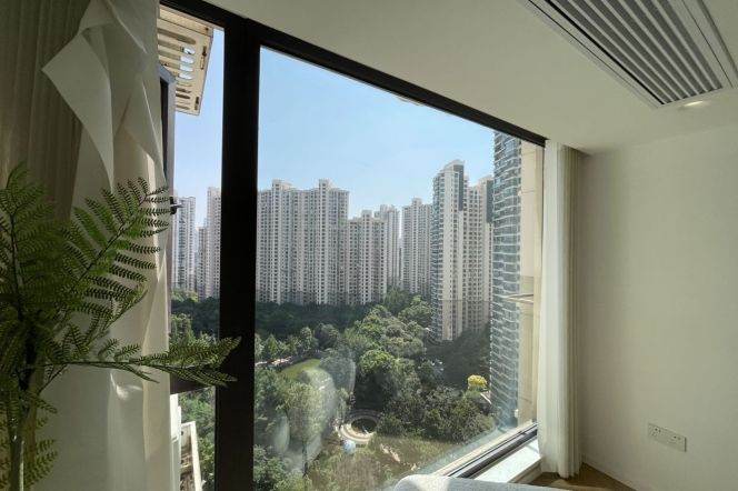 High-Floor 2BR Apartment at Brilliant City with Floor-to-Ceiling Windows (L3/L4)