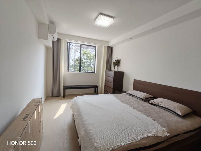 Housing image — Bedroom