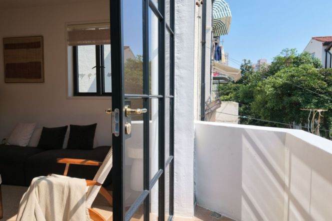 Spacious 2BR Apartment in Old Xuhui (L1)