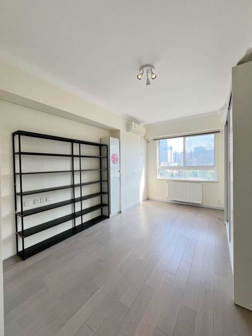 Housing image — Bedroom