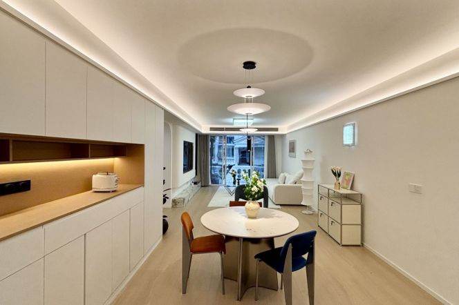 Spacious 2BR Apartment near Hailun Rd Metro with Private Garden (L4/L10)