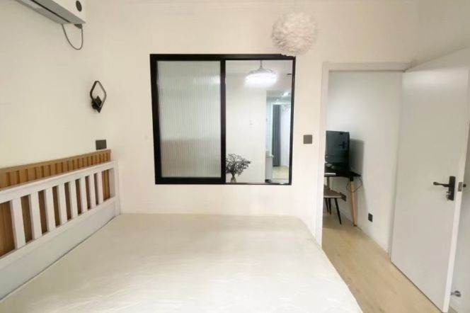 2BR Apartment near Zhongshan Park (L2/L3/L4)