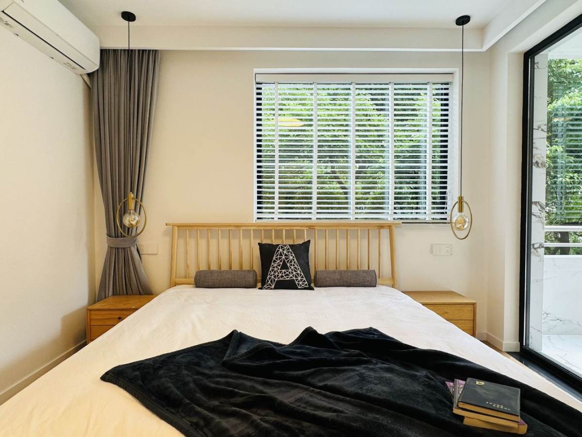 Housing image — Bedroom