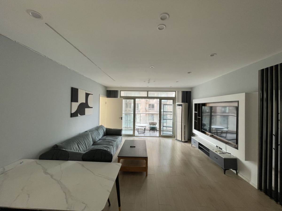 Housing image — Living Room