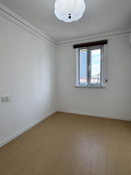 Housing image — Bedroom