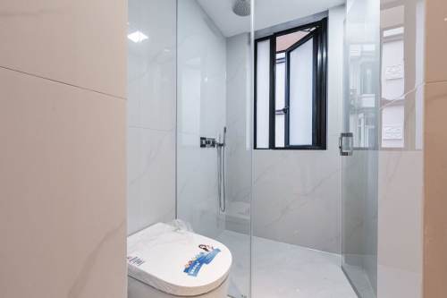 Housing image — Bathroom