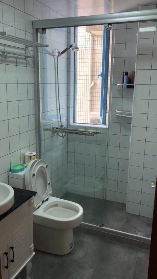 Housing image — Bathroom
