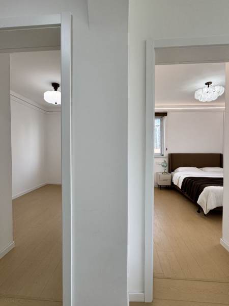 Housing image — Bedroom
