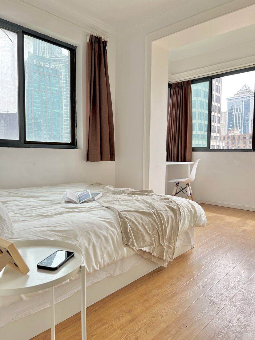 Housing image — Bedroom