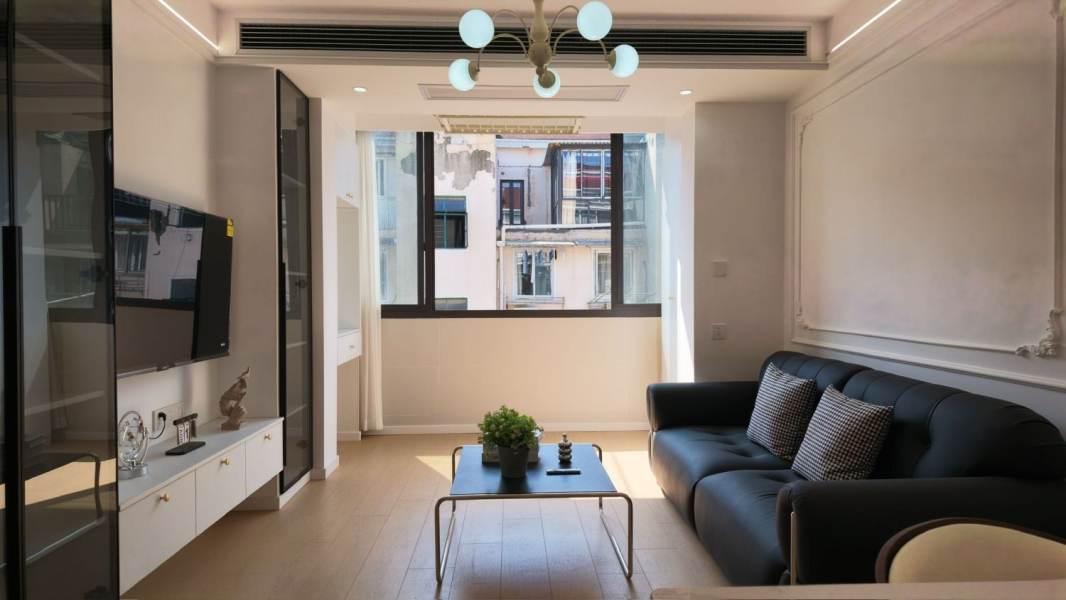 Housing image — Living Room