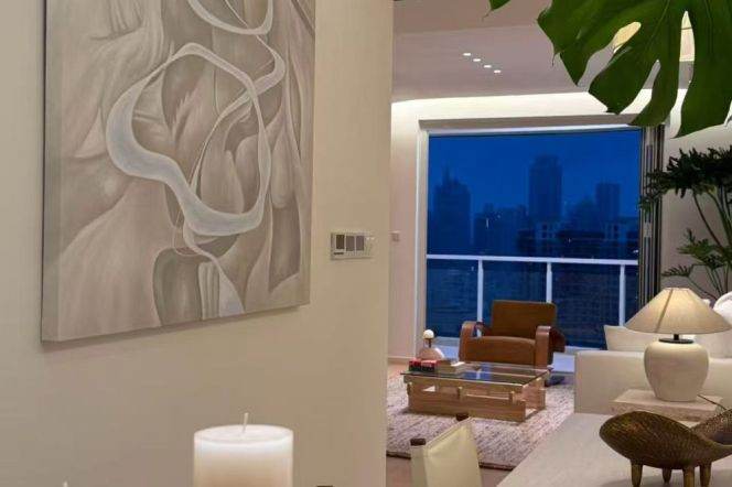 High-Floor 3BR Apartment in Jing'an (L7/L13)