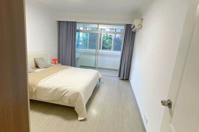 2BR Apartment in Old Xuhui