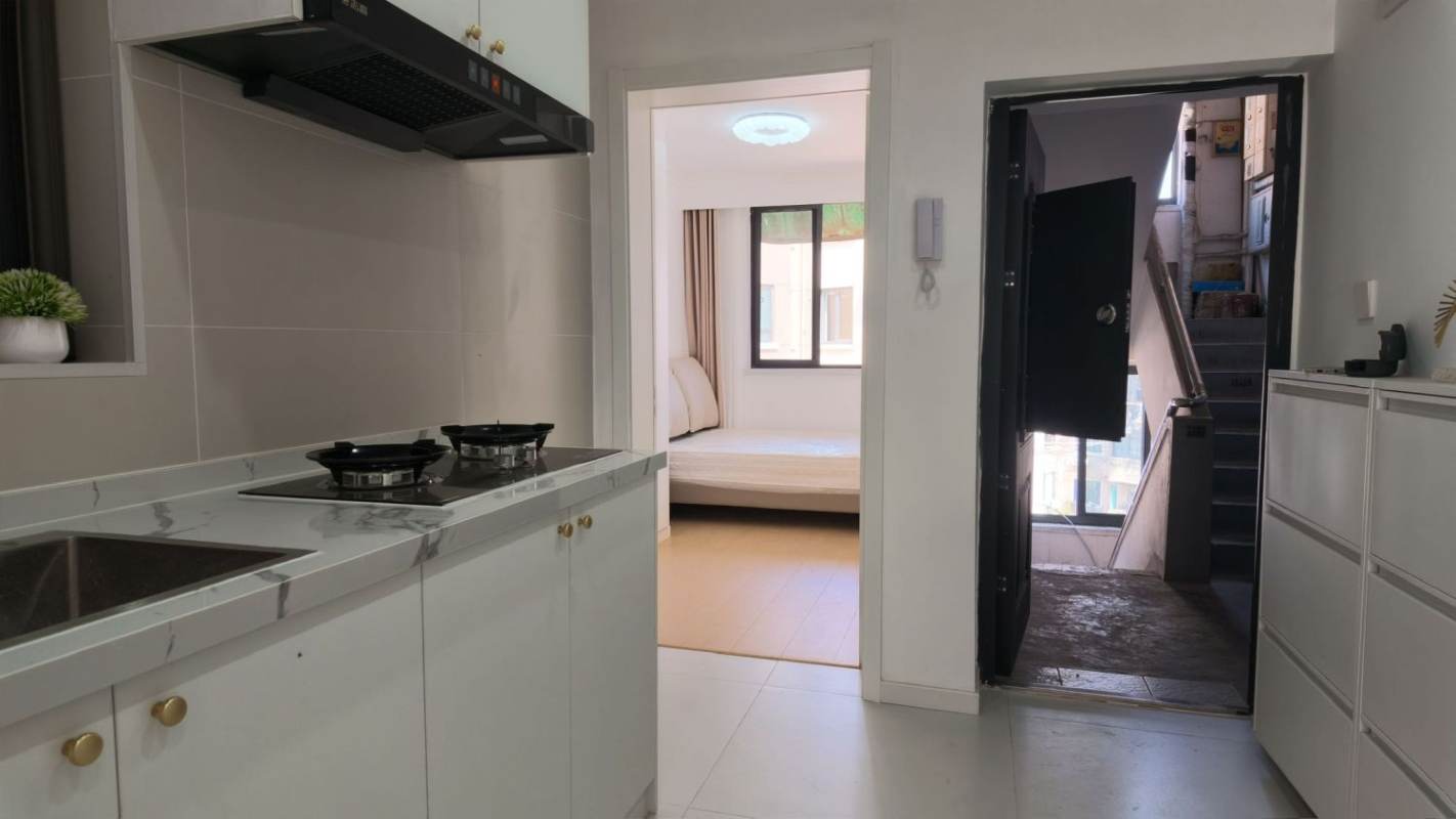 Housing image — Kitchen