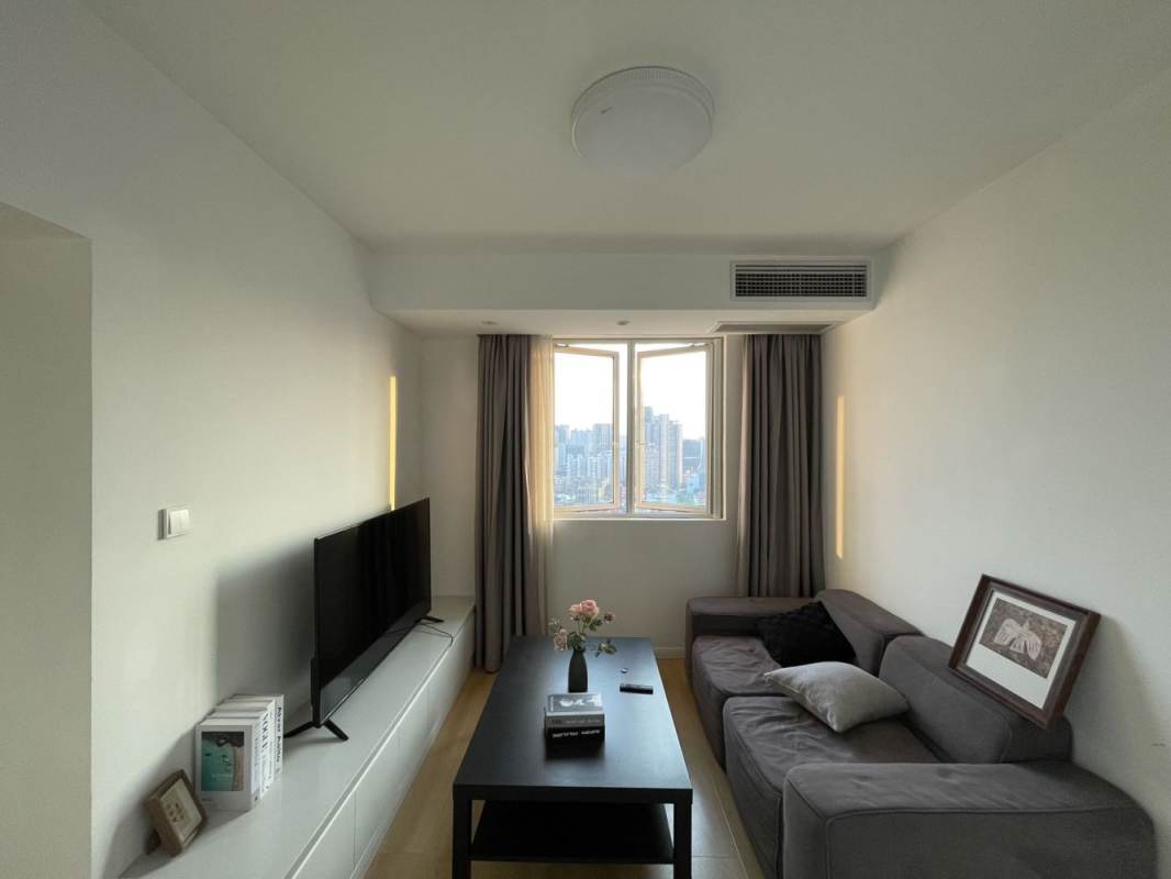 Housing image — Living Room