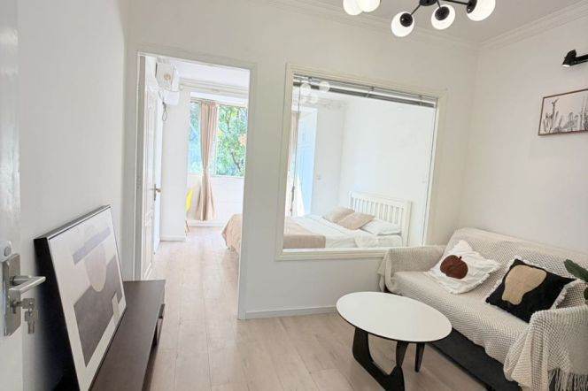 1BR Apartment near Zhongshan Park with Green View (L2/L3/L4)