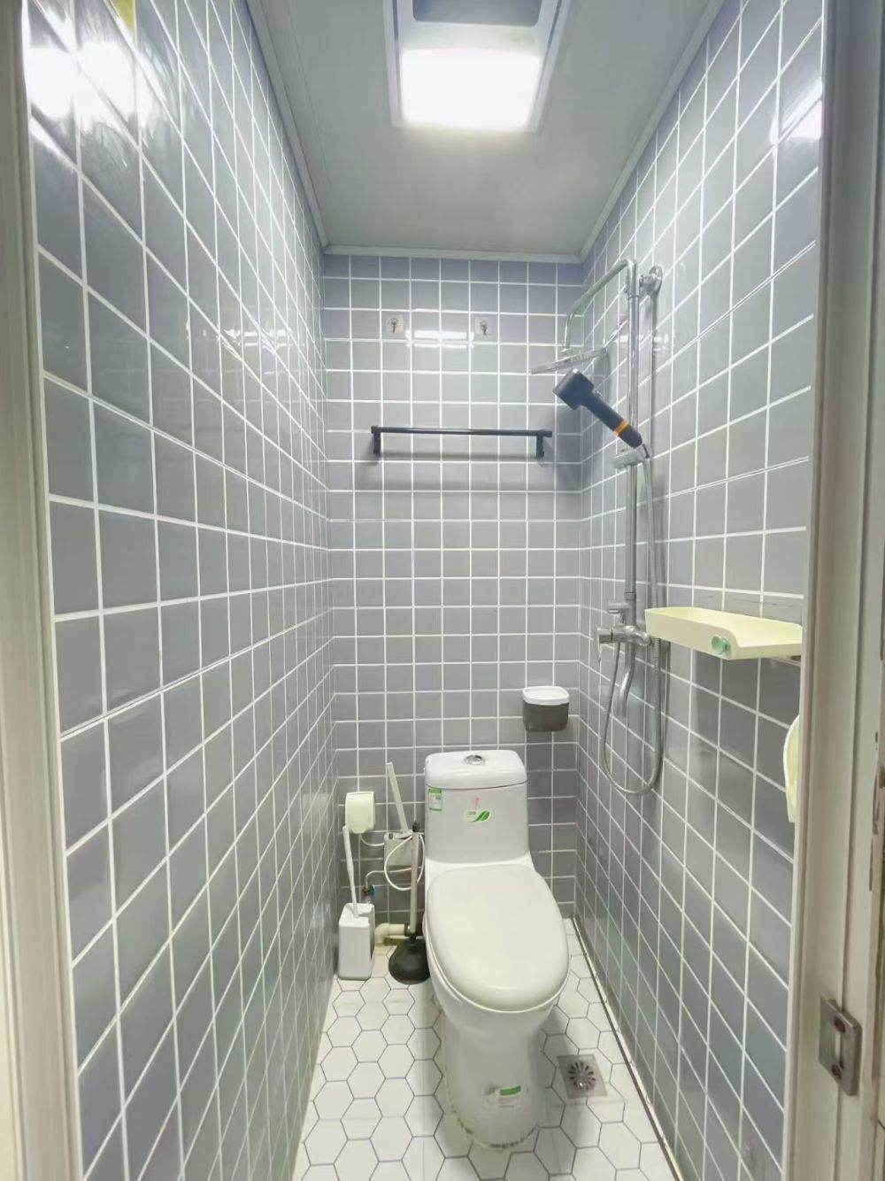 Housing image — Bathroom