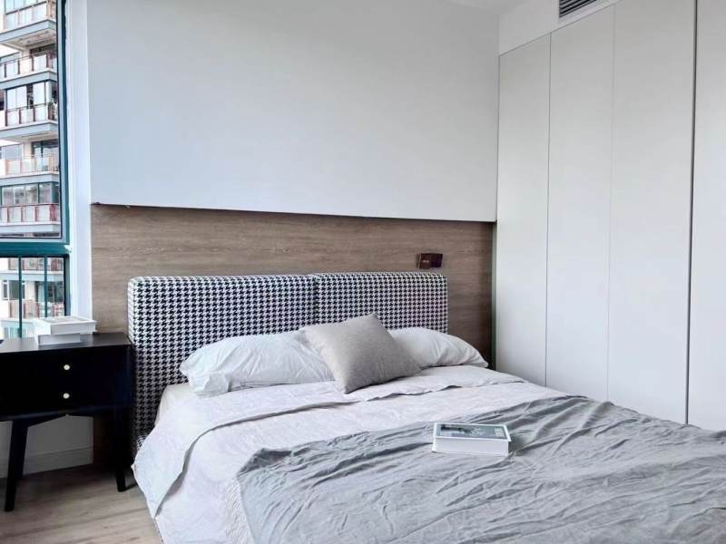 Housing image — Bedroom