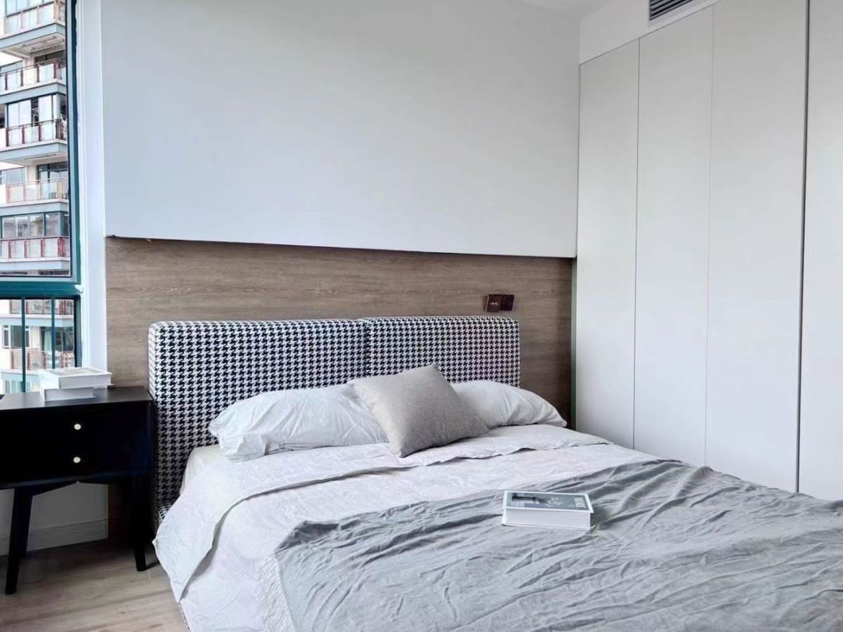 Housing image — Bedroom