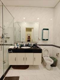 Housing image — Bathroom