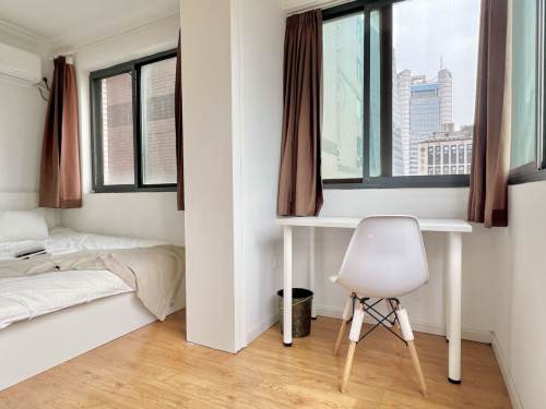 Housing image — Bedroom