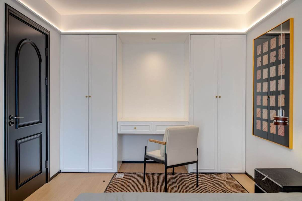 Housing image — Bedroom