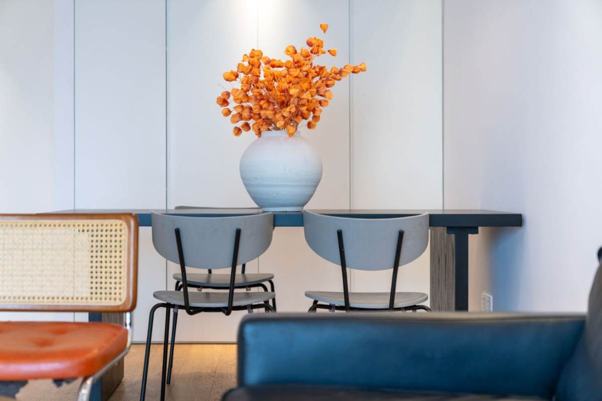 Housing image — Dining Area