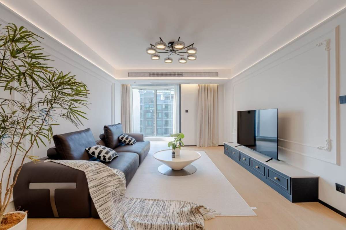 Housing image — Living Room