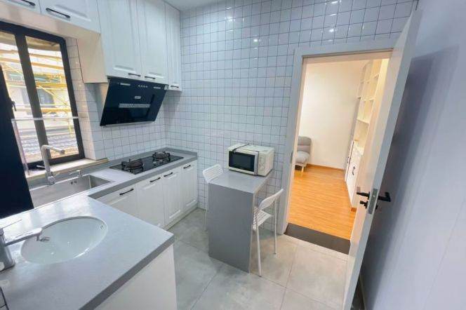 1BR Lane House near Zhongshan Park (L2/L11)