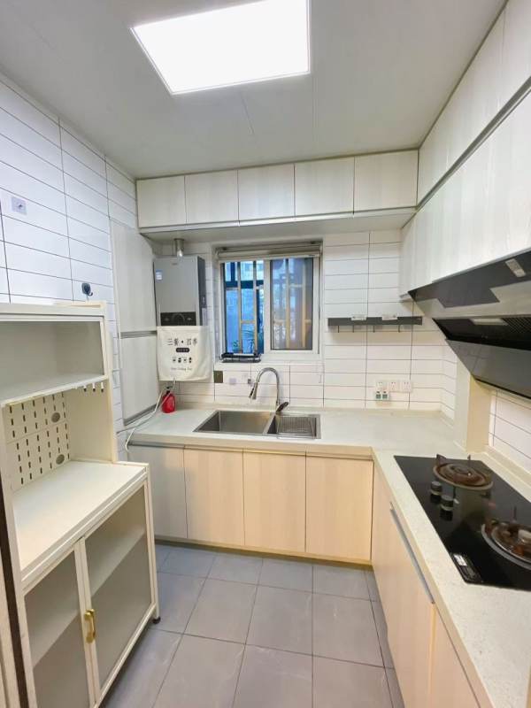 Housing image — Kitchen