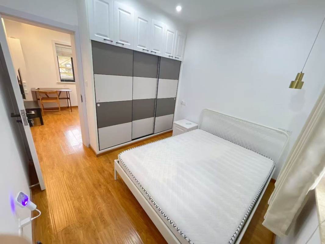 Housing image — Bedroom