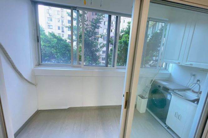 2BR Apartment in Old Xuhui