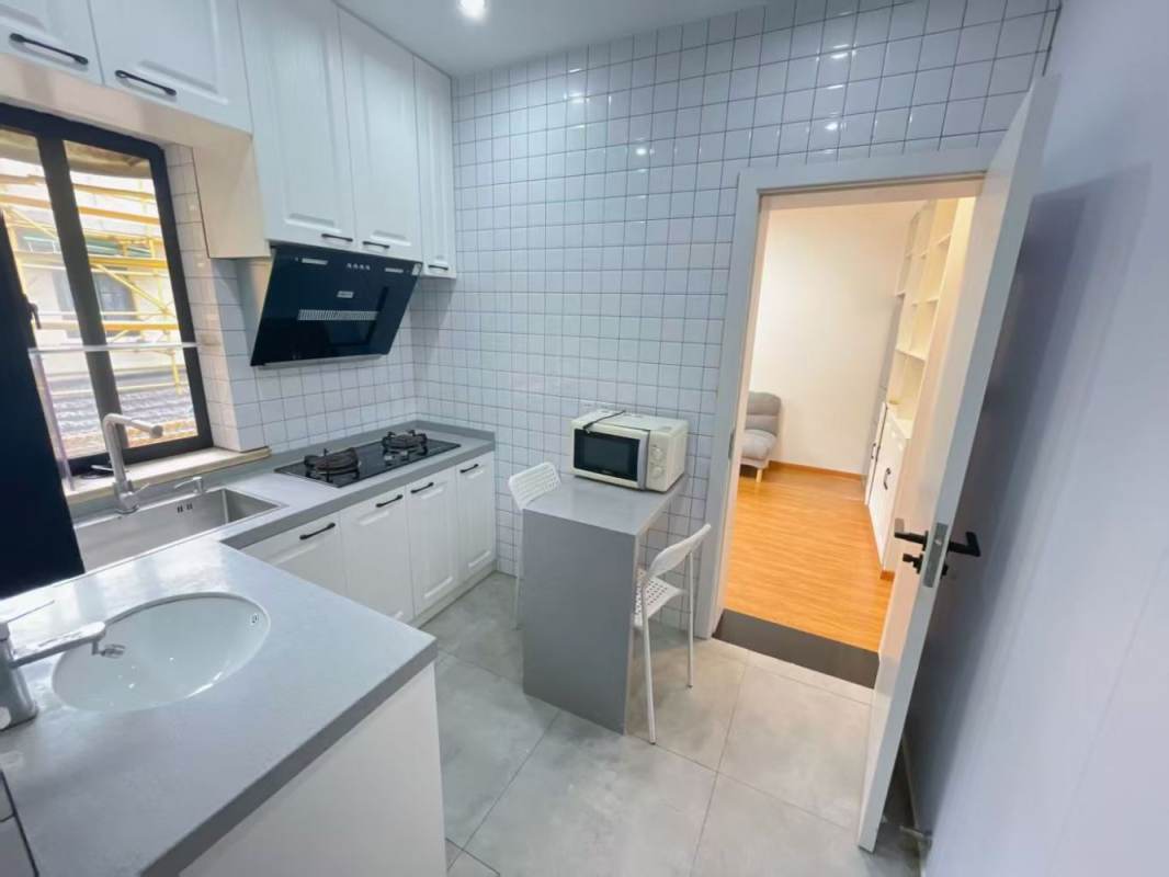 Housing image — Kitchen