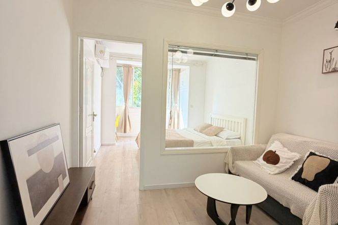 1BR Apartment near Zhongshan Park with Green View (L2/L3/L4)