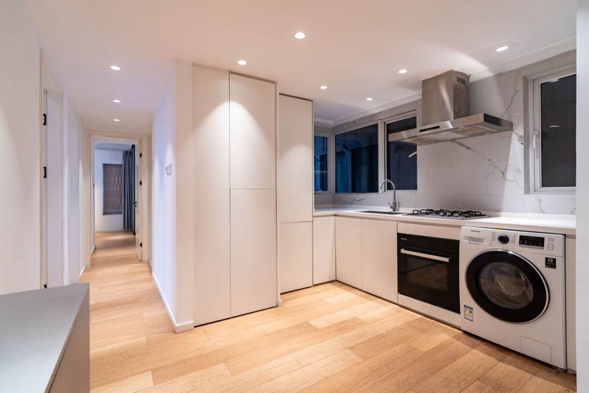 Housing image — Kitchen