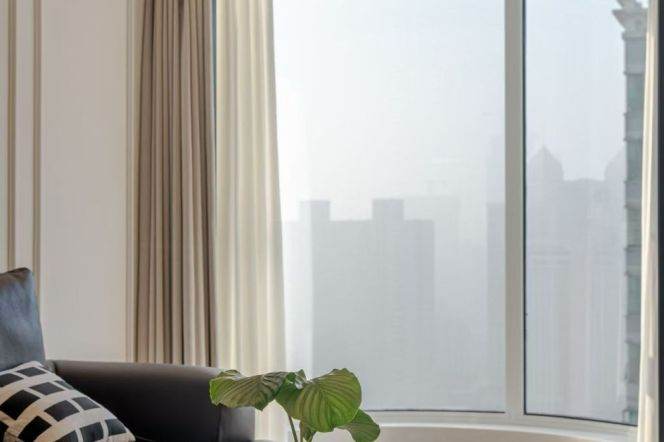 High-Floor Spacious 2BR Apartment near Zhongxing Rd Metro (L8)
