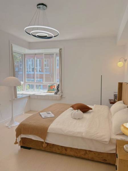 Housing image — Bedroom